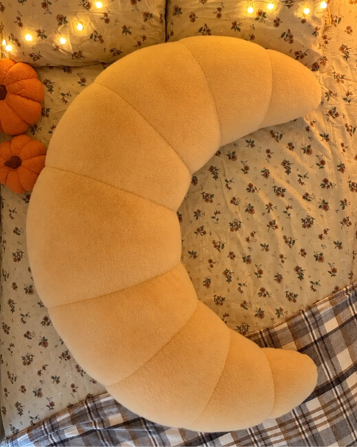 SnuggleMoon body pillow in Croissant cover – view 5