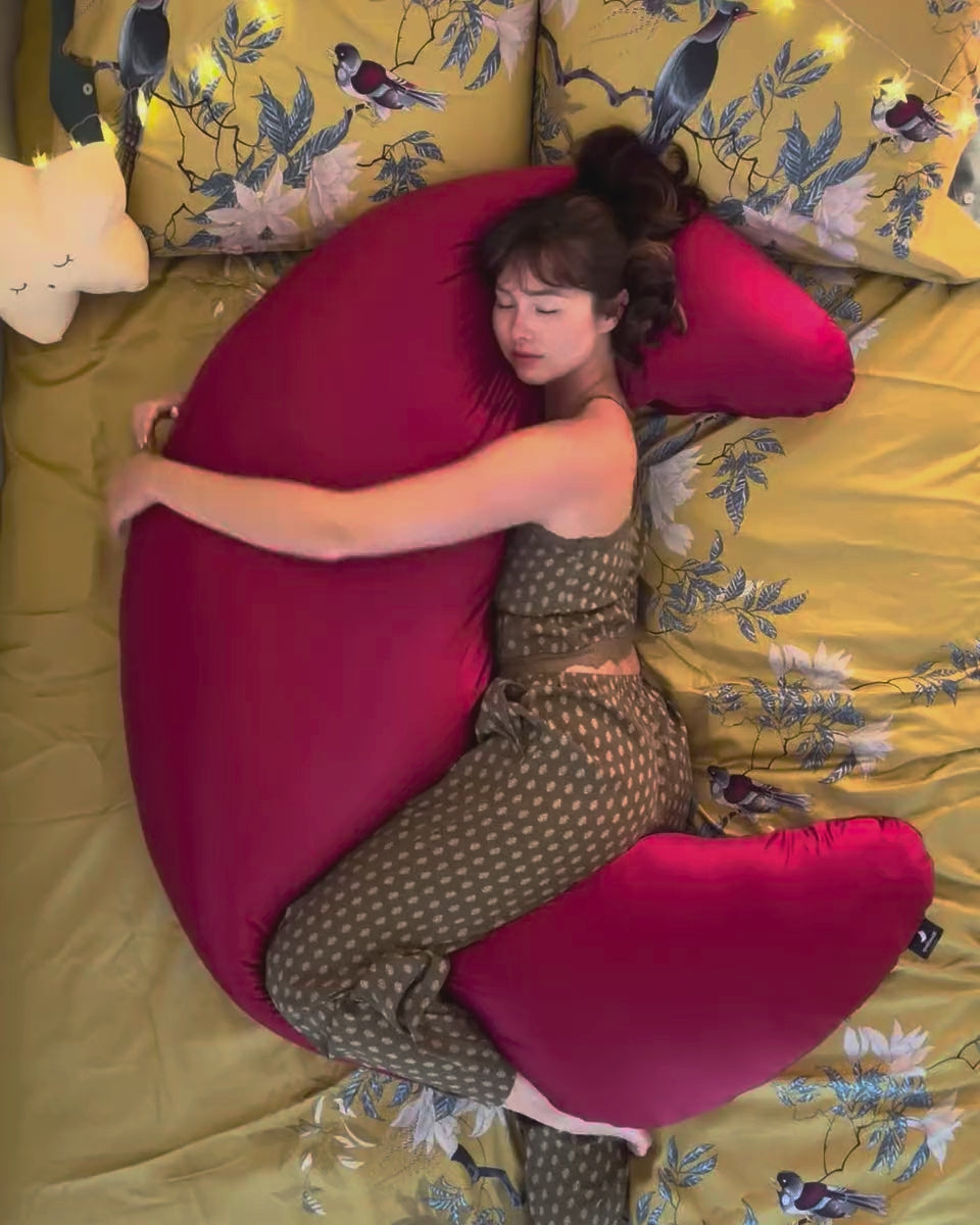 SnuggleMoon body pillow in Satin Crimson cover – video
